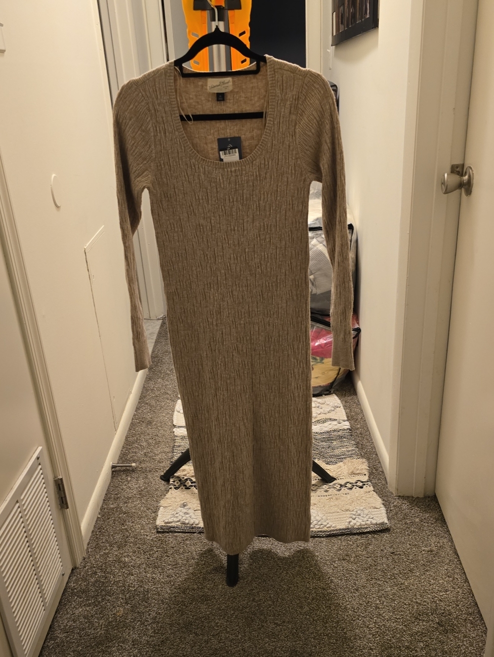 NWT Universal Thread Neutral Beige Ribbed Scoop-Neck Maxi Dress